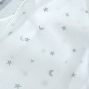 Tela de visillo infantil con estrellas gris